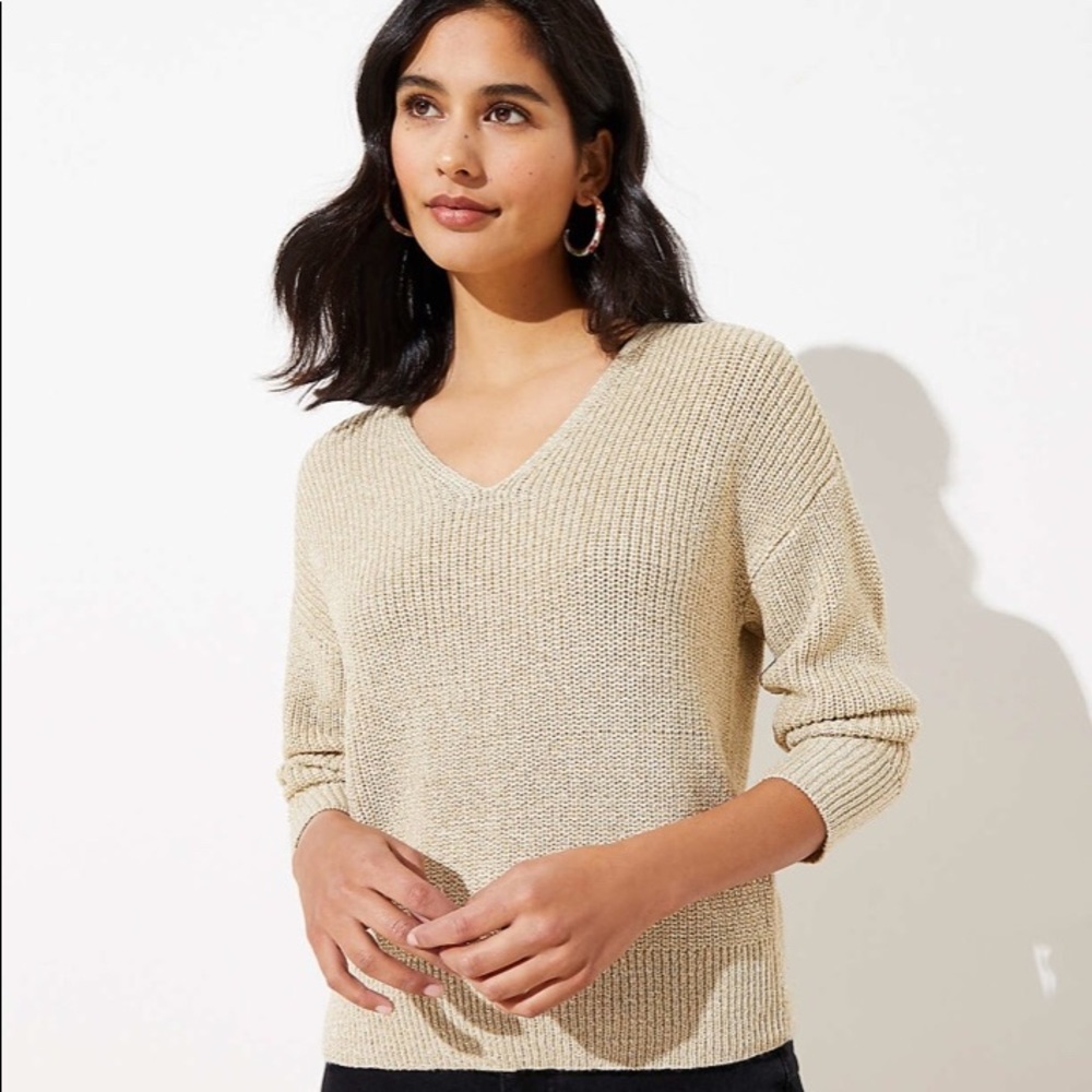 Tie back double V sweater
